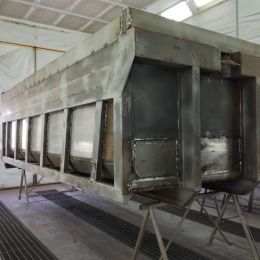 Cassone scarrabile pronto per la verniciatura