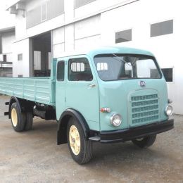 Restauro d'epoca: camion Tigrotto OM