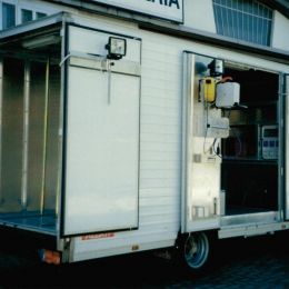Esempio di interno di furgone assistenza corse