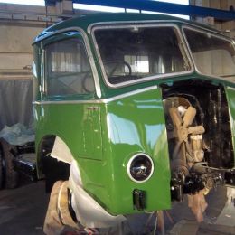 Fiat 680 in fase di restauro
