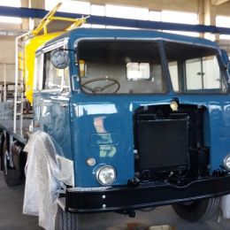 Restauro in corso di Fiat 671