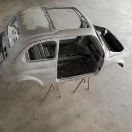 Sabbiatura auto d'epoca